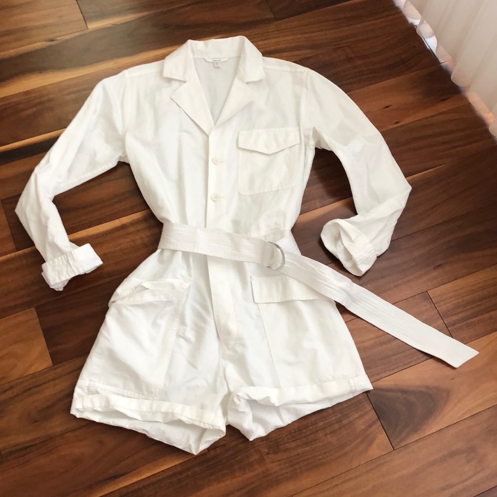 J BRAND WHITE LONG SLEEVE BELTED RIMPER SIZE SMALL